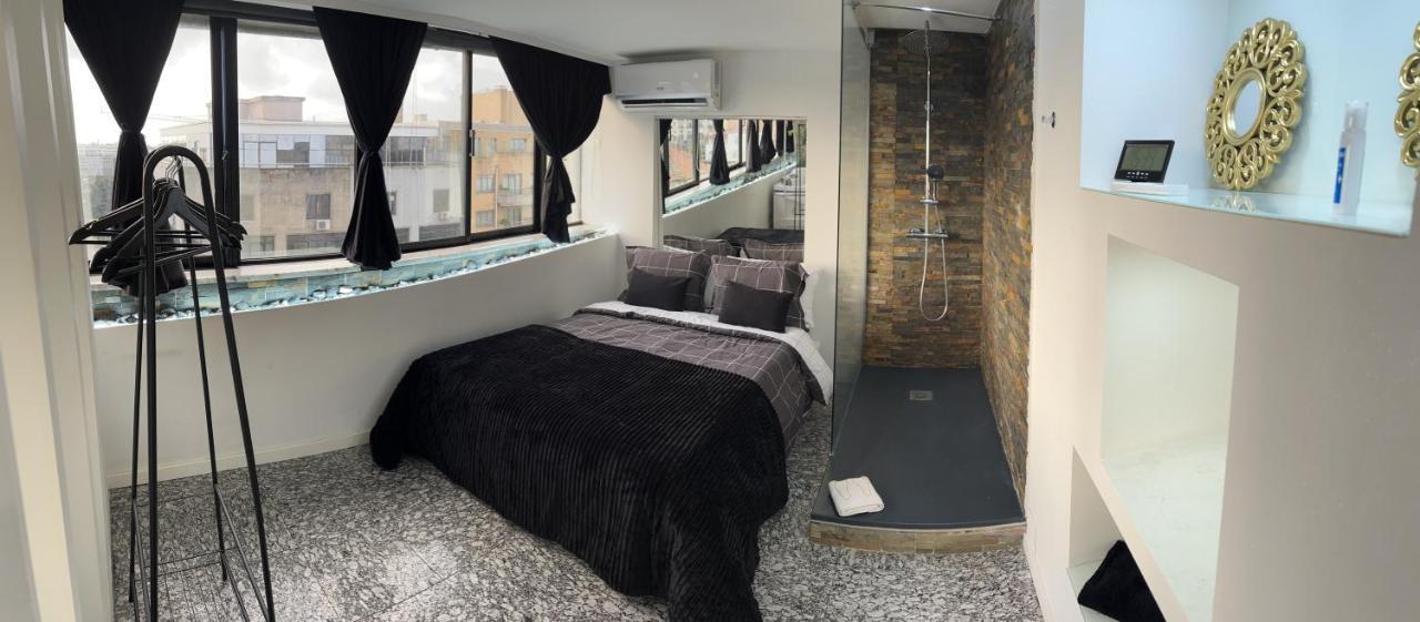 Modern Room With Indoor Shower Near The River - Quarto Moderno Com Duche Interior Proximo Da Ribeira Vila Nova de Gaia Esterno foto