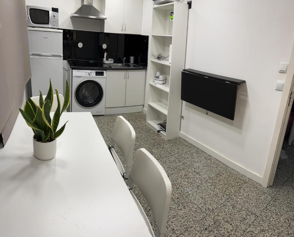 Modern Room With Indoor Shower Near The River - Quarto Moderno Com Duche Interior Proximo Da Ribeira Vila Nova de Gaia Esterno foto
